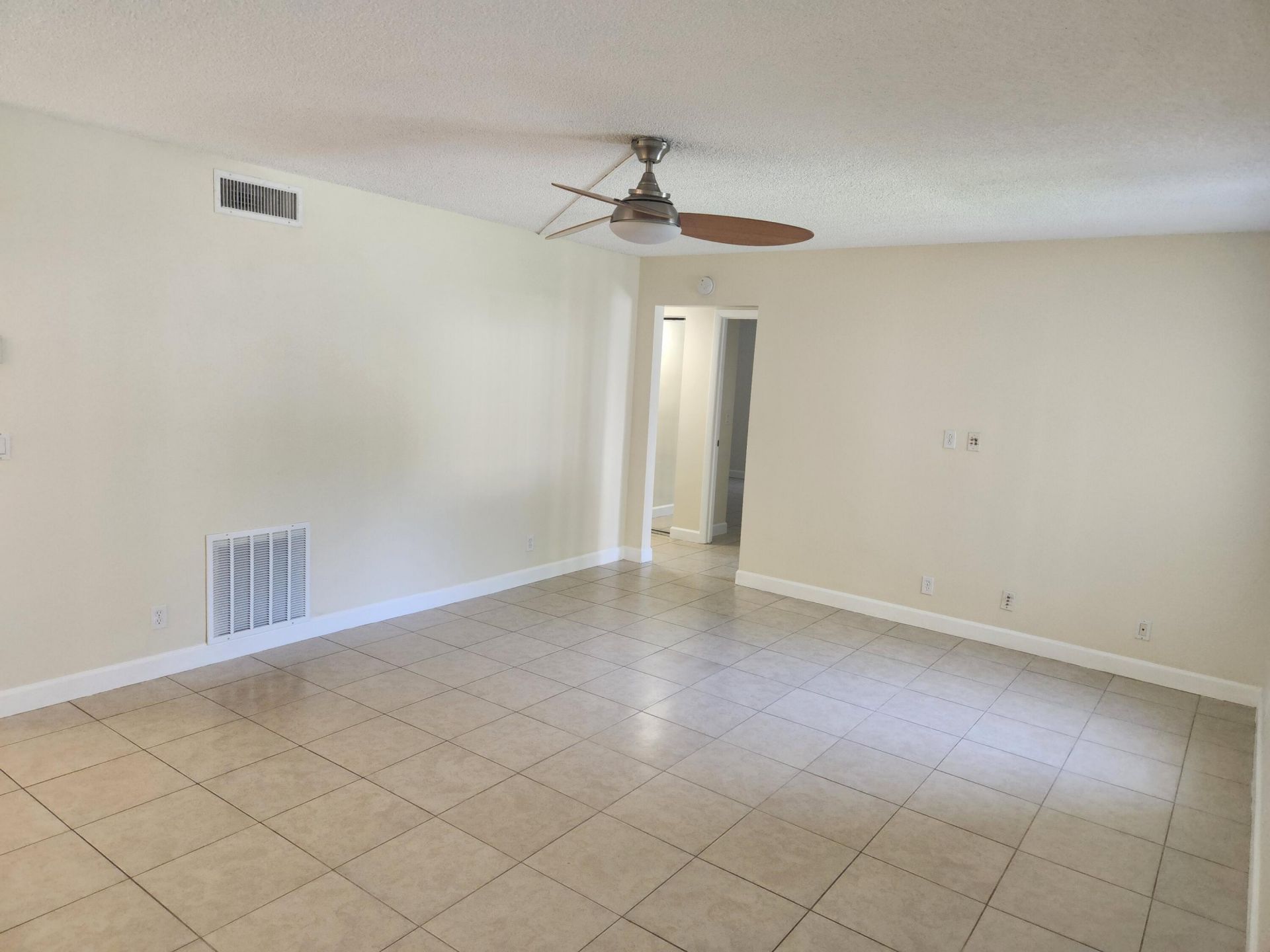 4731 Sable Pine Circle, Unit B1, West Palm Beach, FL 33417 Photo
