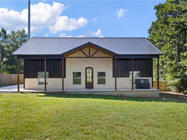 401 Mountain View Court , Russellville, AR 72802