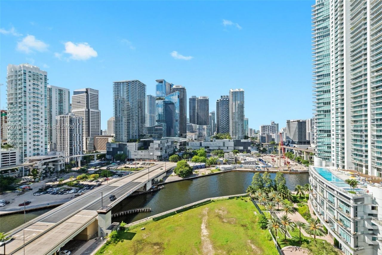 350 S Miami Ave , Unit 1912, Miami, FL 33130 Photo