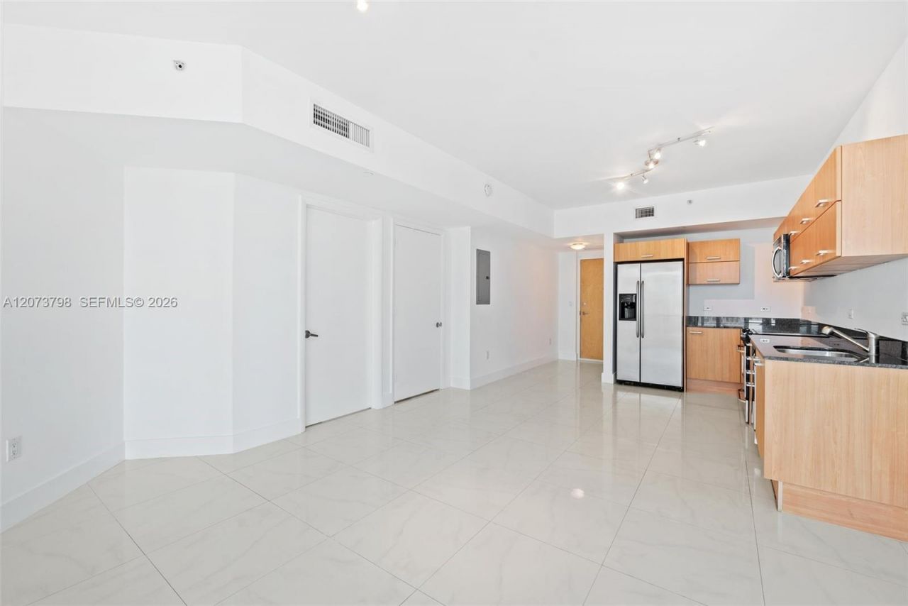 350 S Miami Ave , Unit 1912, Miami, FL 33130 Photo
