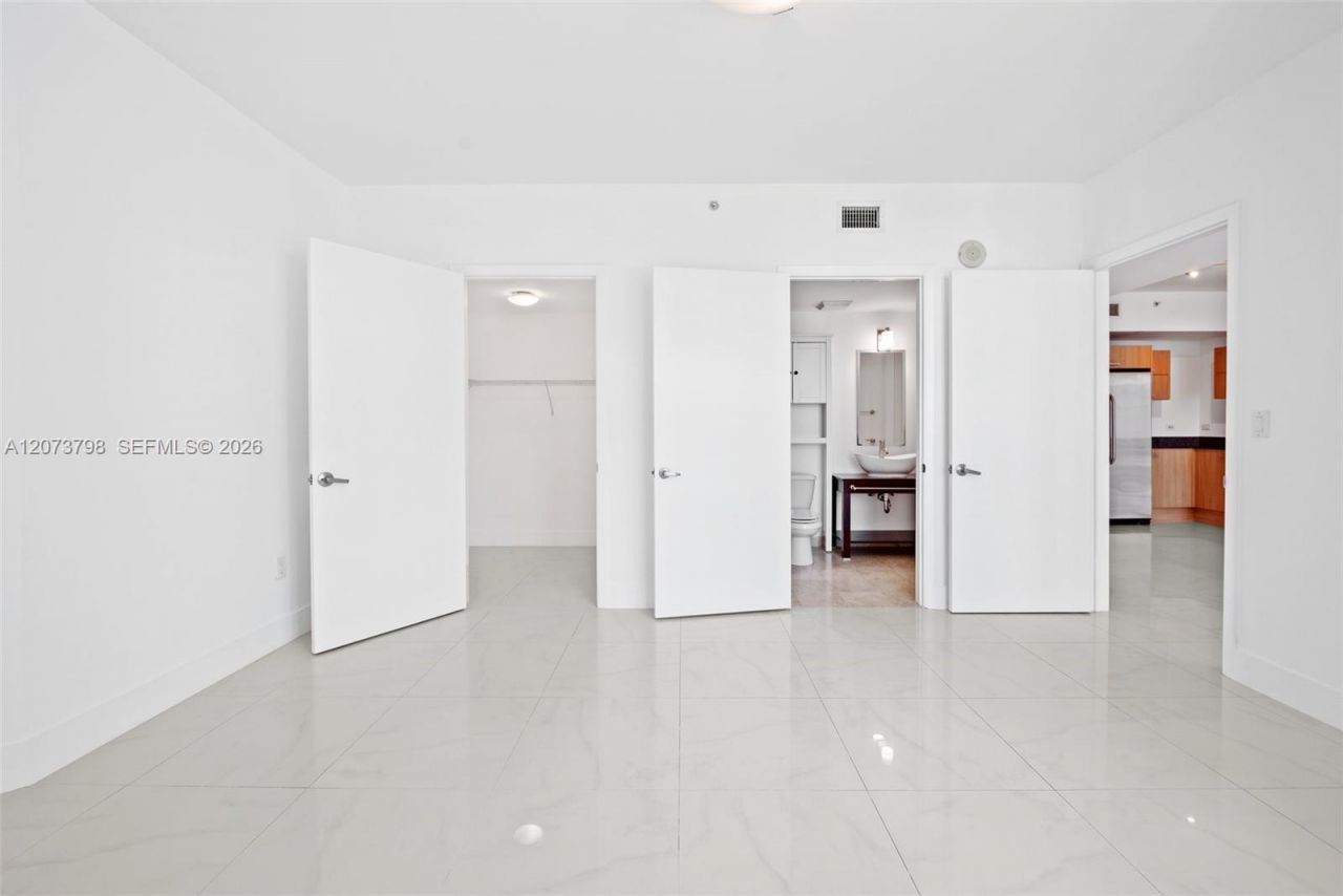 350 S Miami Ave , Unit 1912, Miami, FL 33130 Photo