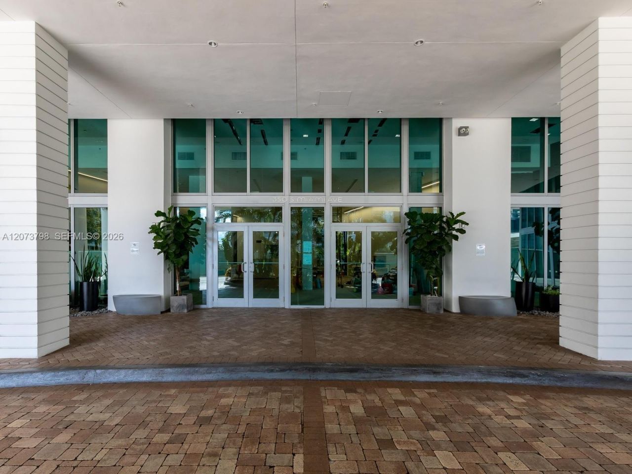 350 S Miami Ave , Unit 1912, Miami, FL 33130 Photo