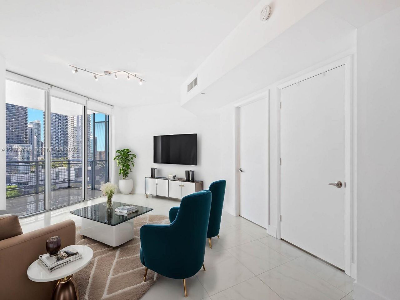 350 S Miami Ave , Unit 1912, Miami, FL 33130 Photo