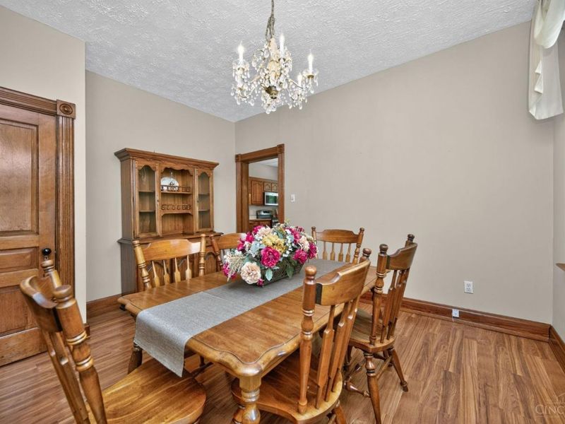 560 Delta Avenue, Cincinnati, OH 45226 Photo 17