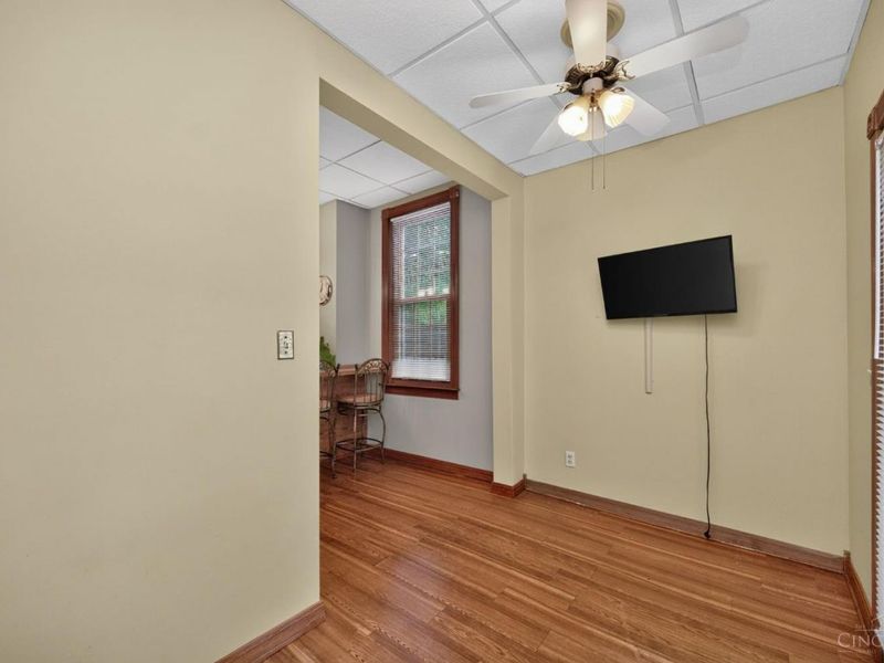 560 Delta Avenue, Cincinnati, OH 45226 Photo 28