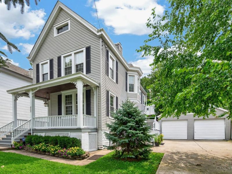 560 Delta Avenue, Cincinnati, OH 45226 Photo 3