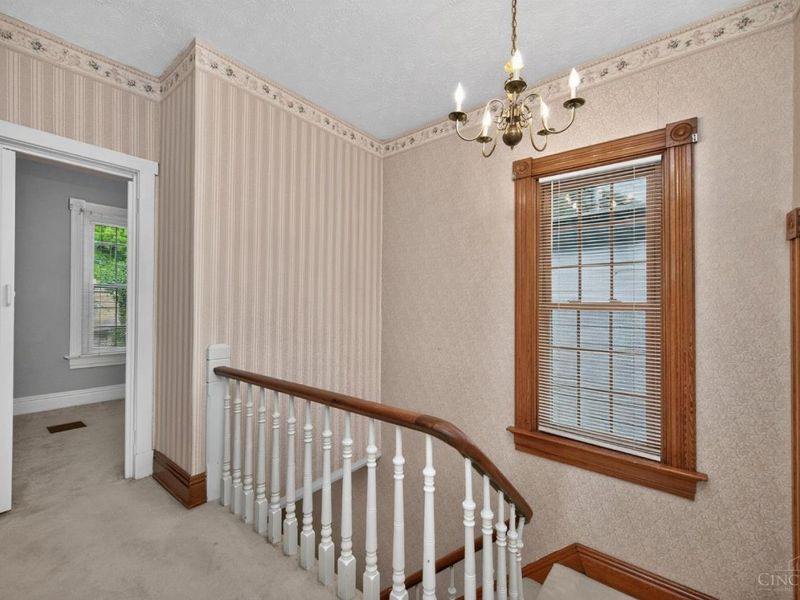560 Delta Avenue, Cincinnati, OH 45226 Photo 33