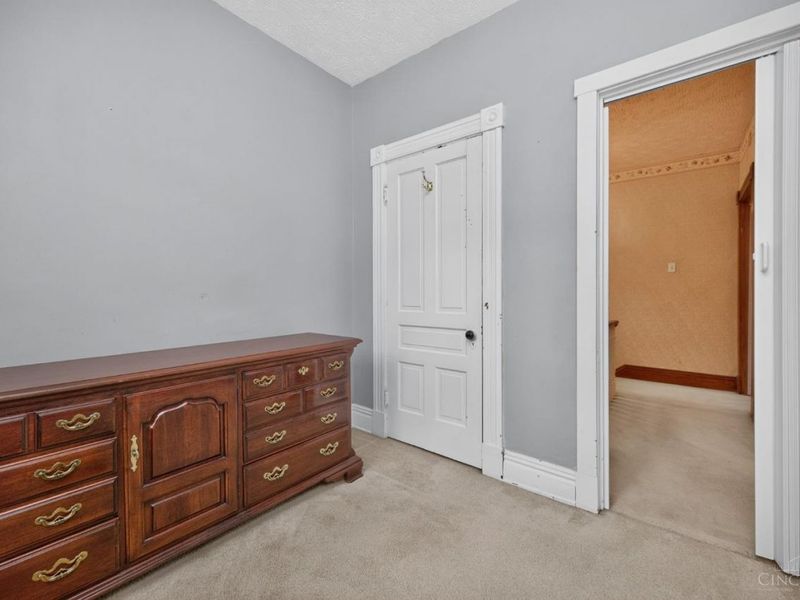 560 Delta Avenue, Cincinnati, OH 45226 Photo 52
