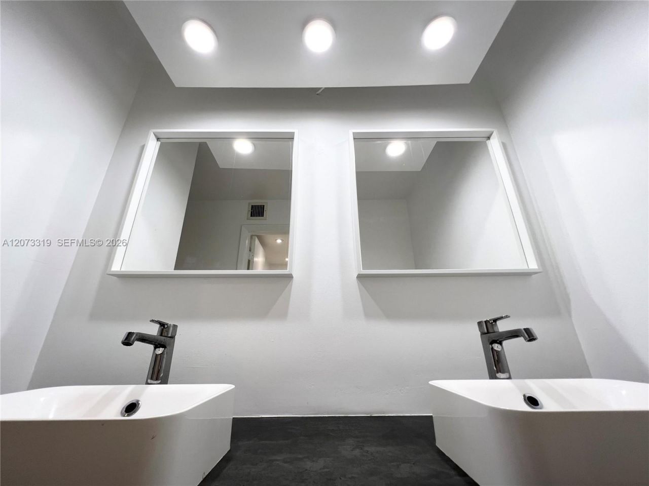 1666 West Ave , Unit 307, Miami Beach, FL 33139 Photo