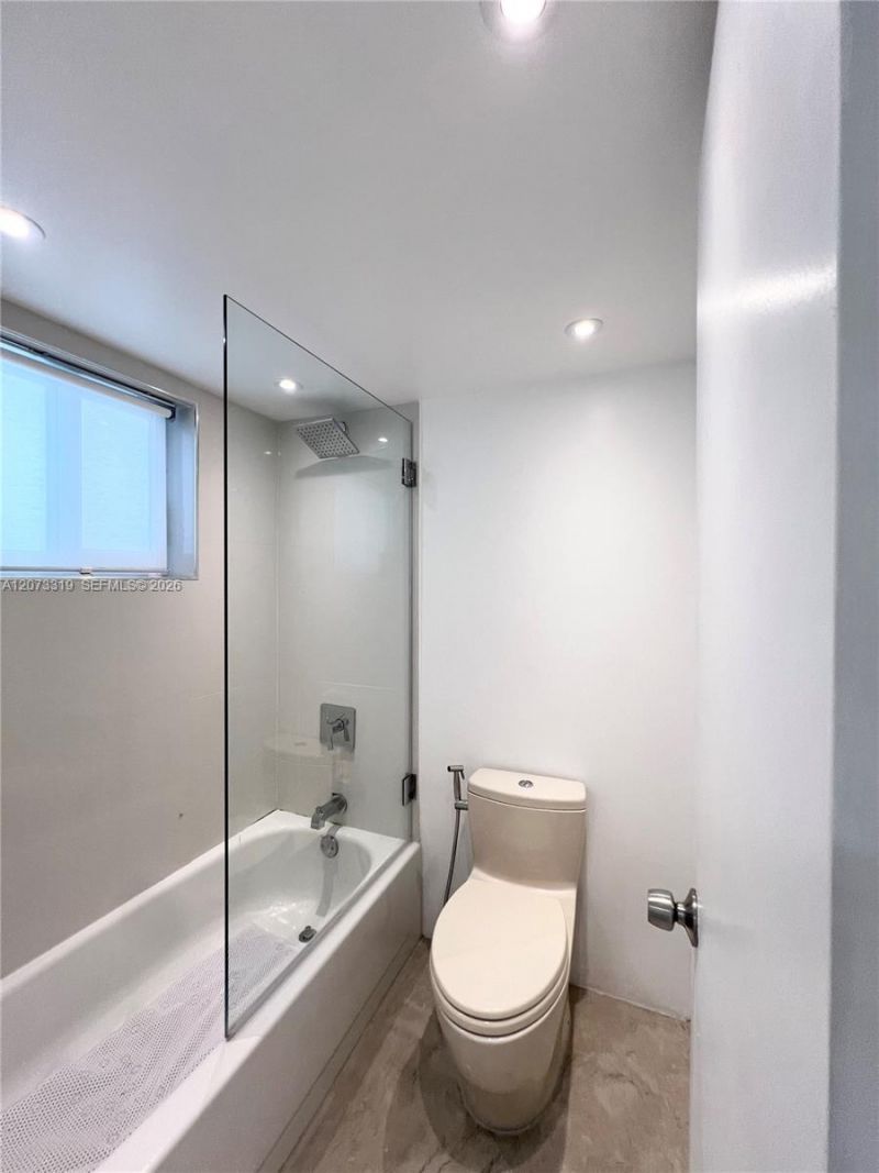 1666 West Ave , Unit 307, Miami Beach, FL 33139 Photo