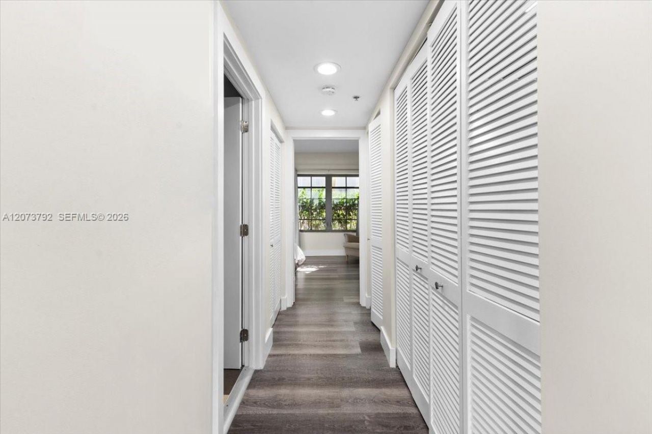435 21st St , Unit 111, Miami Beach, FL 33139 Photo