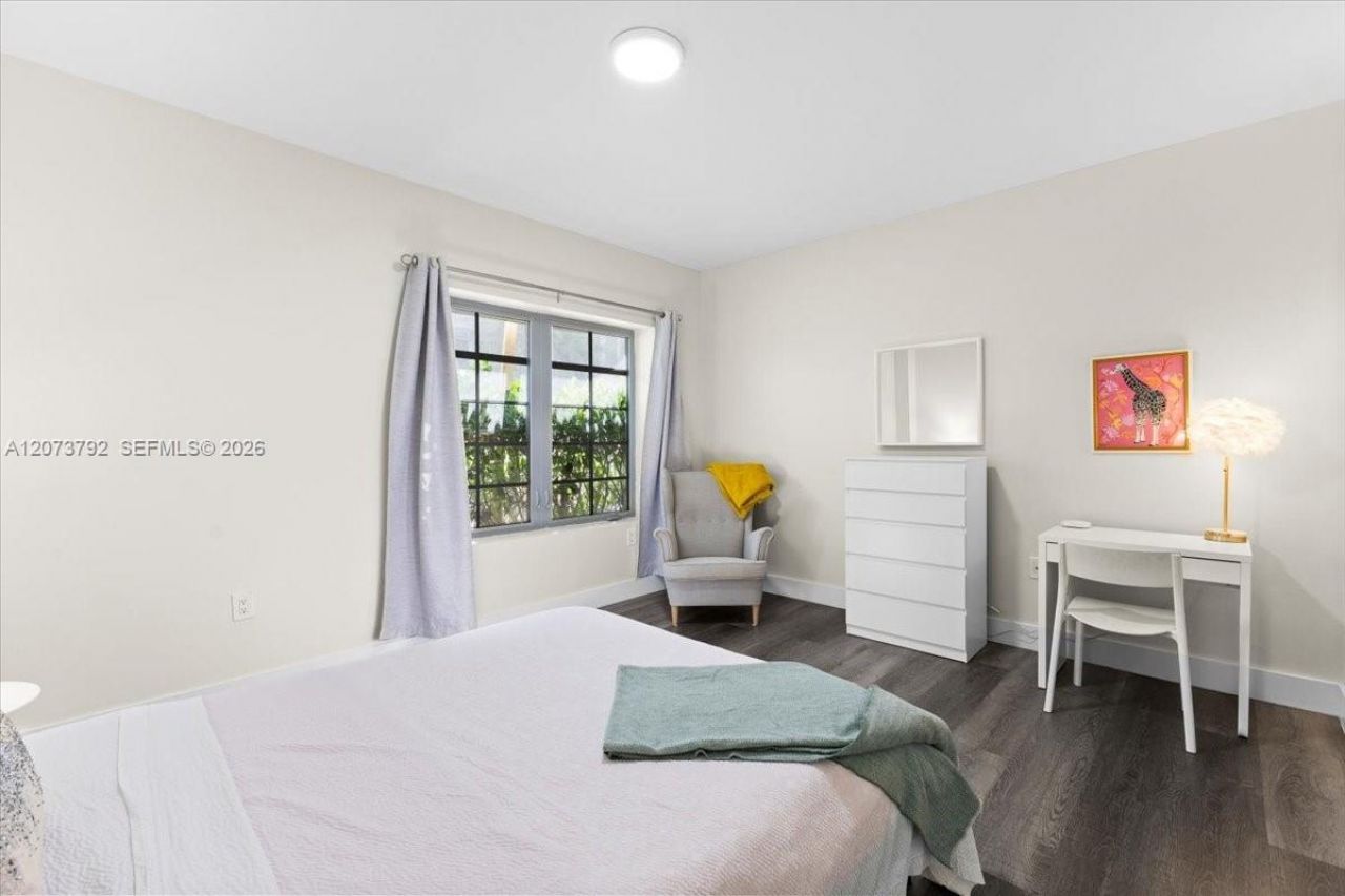 435 21st St , Unit 111, Miami Beach, FL 33139 Photo