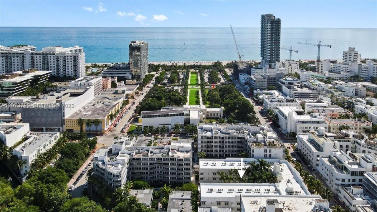 435 21st St , Unit 111, Miami Beach, FL 33139 Photo