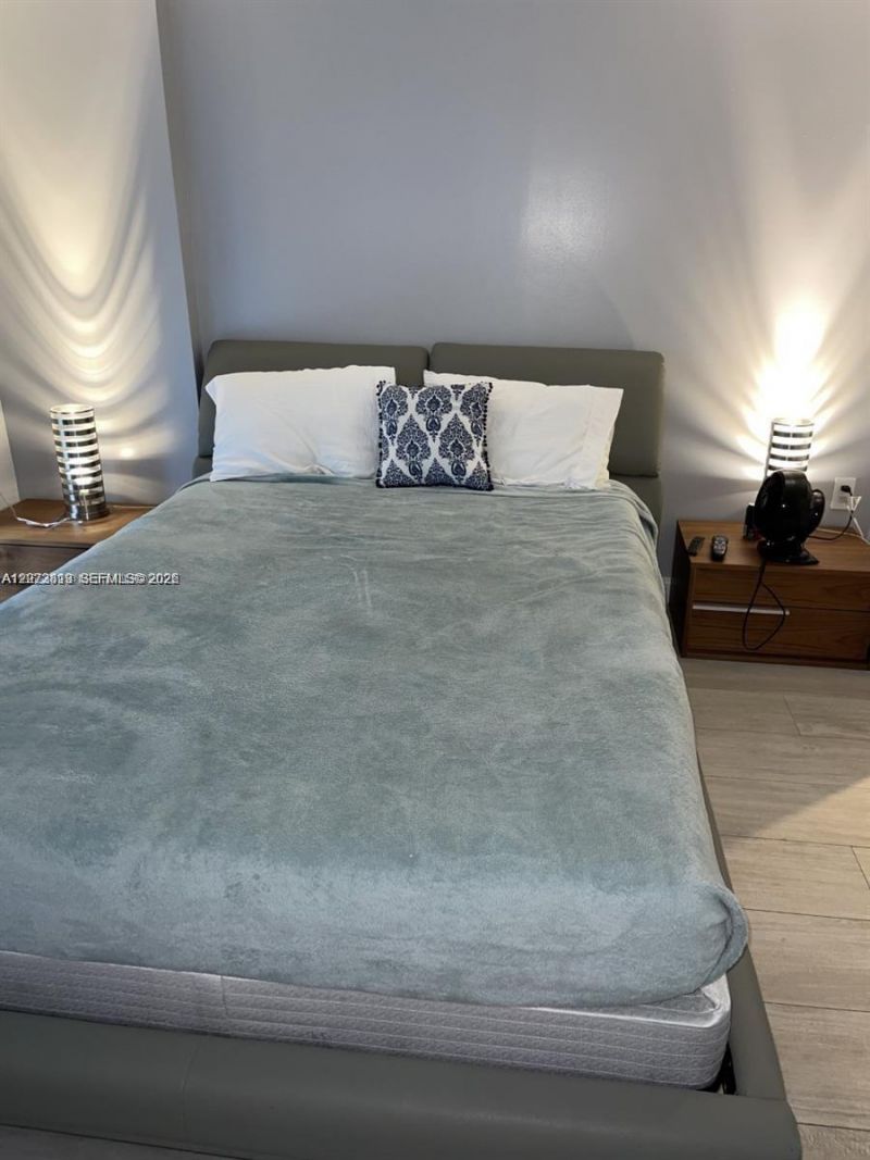 55 SW 9th St , Unit 2307, Miami, FL 33130 Photo
