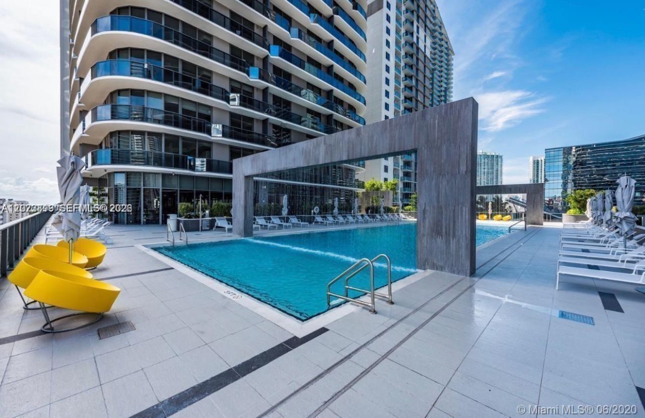 55 SW 9th St , Unit 2307, Miami, FL 33130 Photo