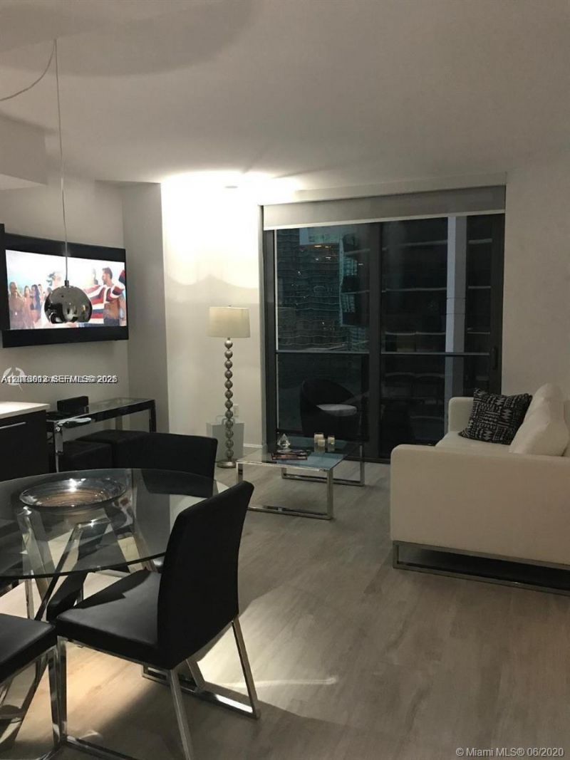 55 SW 9th St , Unit 2307, Miami, FL 33130 Photo