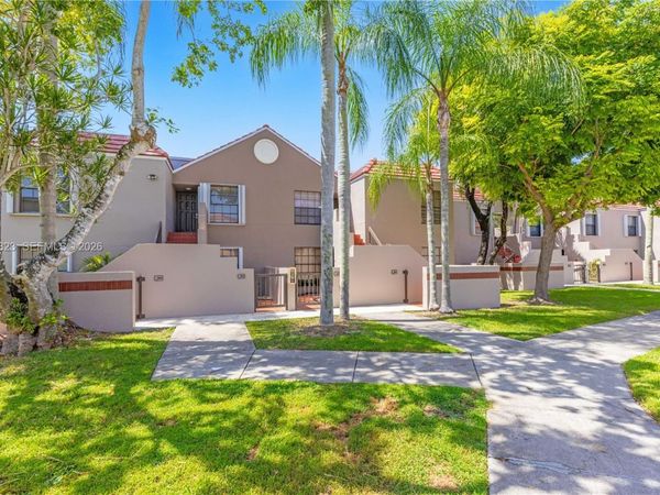 12990 SW 88th Ln , Unit B203, Miami, FL 33186