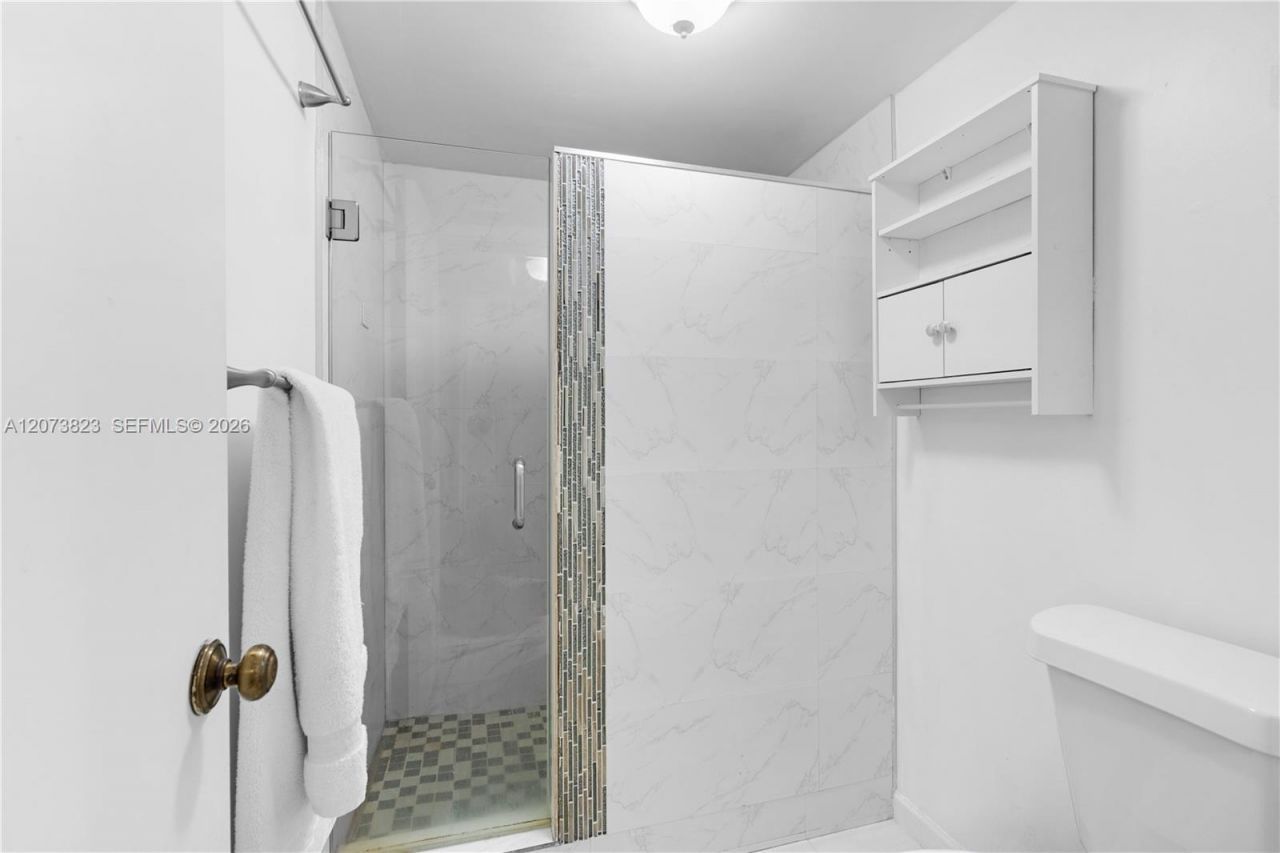 12990 SW 88th Ln , Unit B203, Miami, FL 33186 Photo