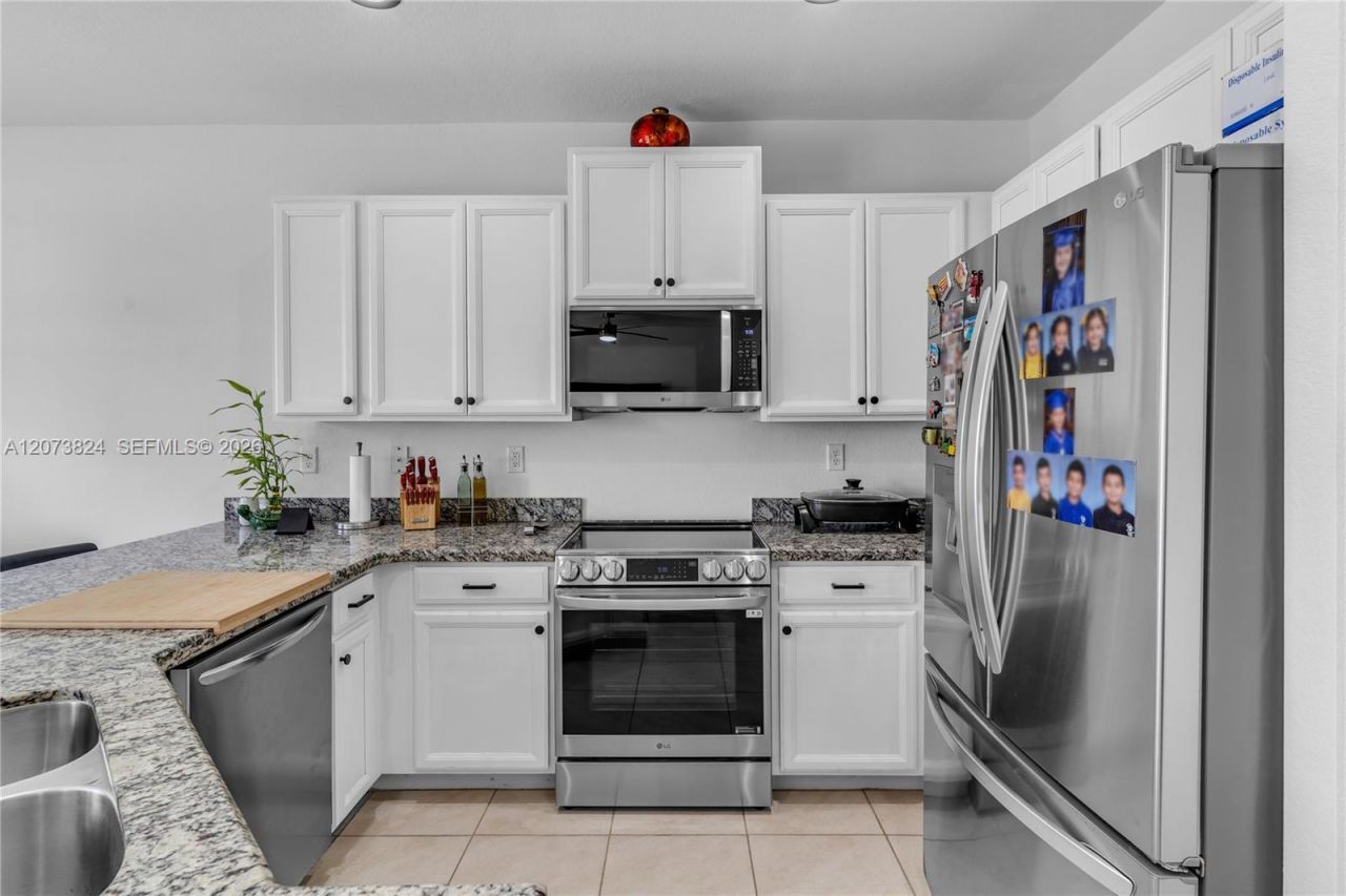 11938 SW 253rd Ter, Homestead, FL 33032 Photo