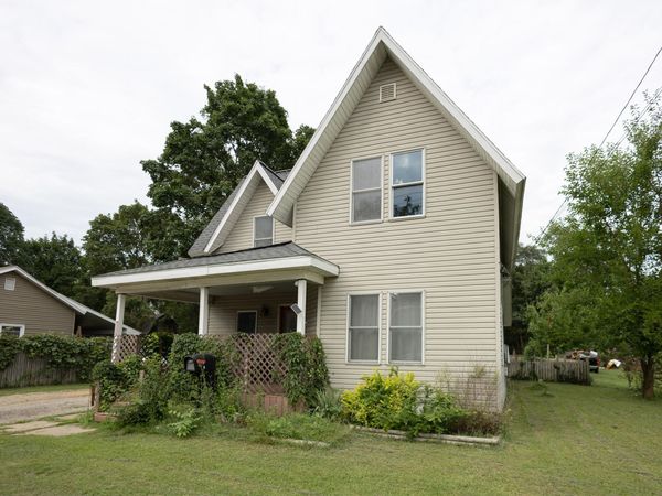 425 E Allegan Street, Otsego, MI 49078