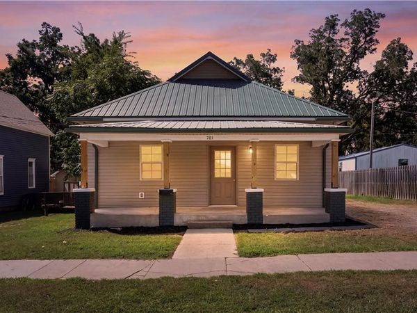 701 Church Street, Neodesha, KS 66757
