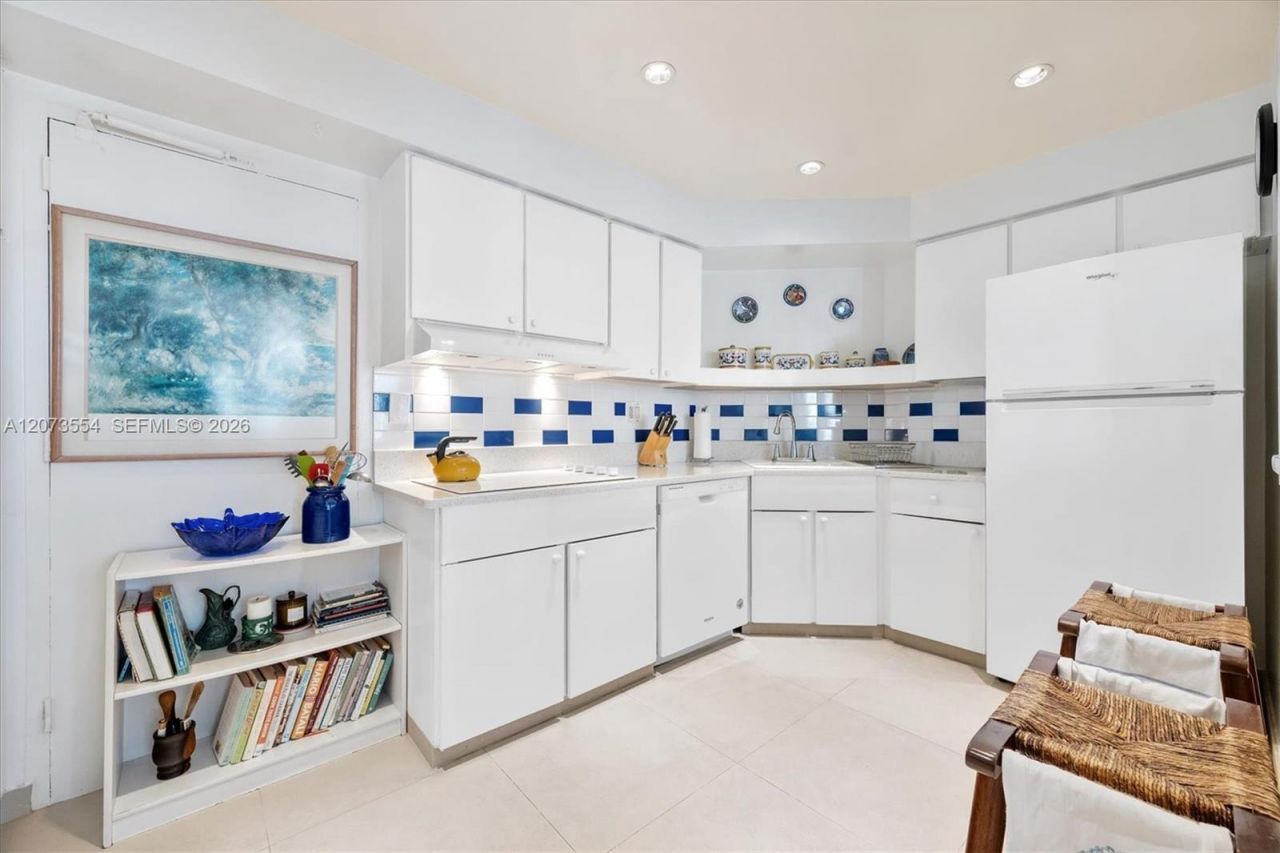 1408 Brickell Bay Dr, Unit 706, Miami, FL 33131 Photo