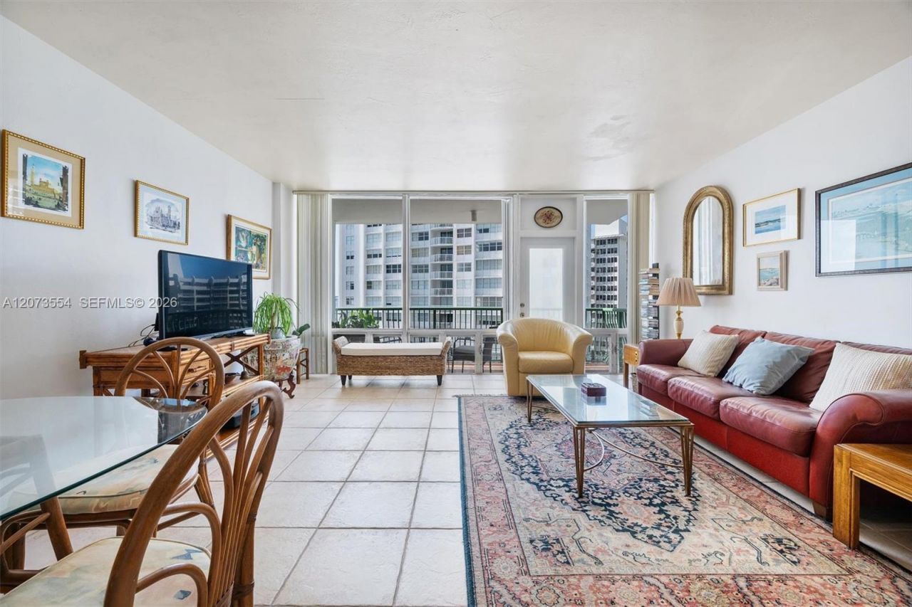 1408 Brickell Bay Dr, Unit 706, Miami, FL 33131 Photo