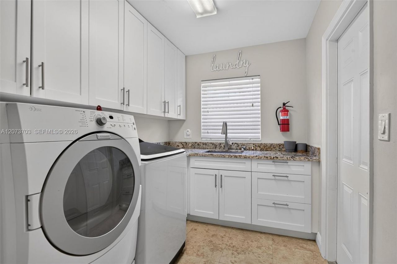 3200 NW 114th Ter, Coral Springs, FL 33065 Photo