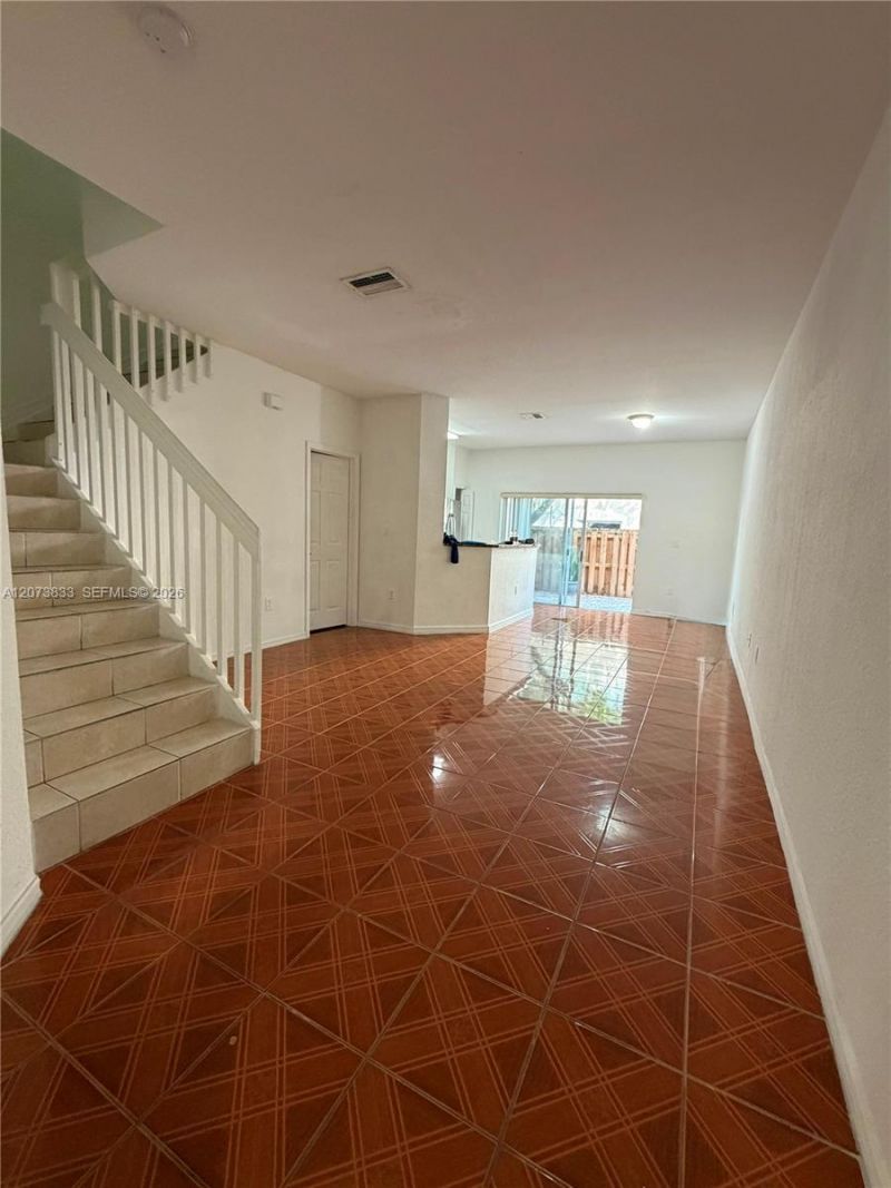 8245 NW 108th Ave, Unit 8-15, Doral, FL 33178 Photo