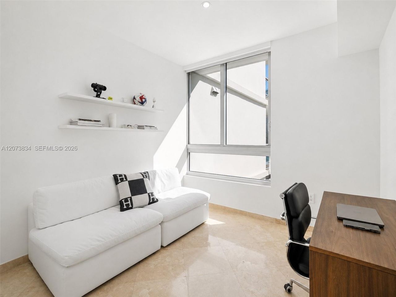 350 S Miami Ave , Unit 2304, Miami, FL 33130 Photo