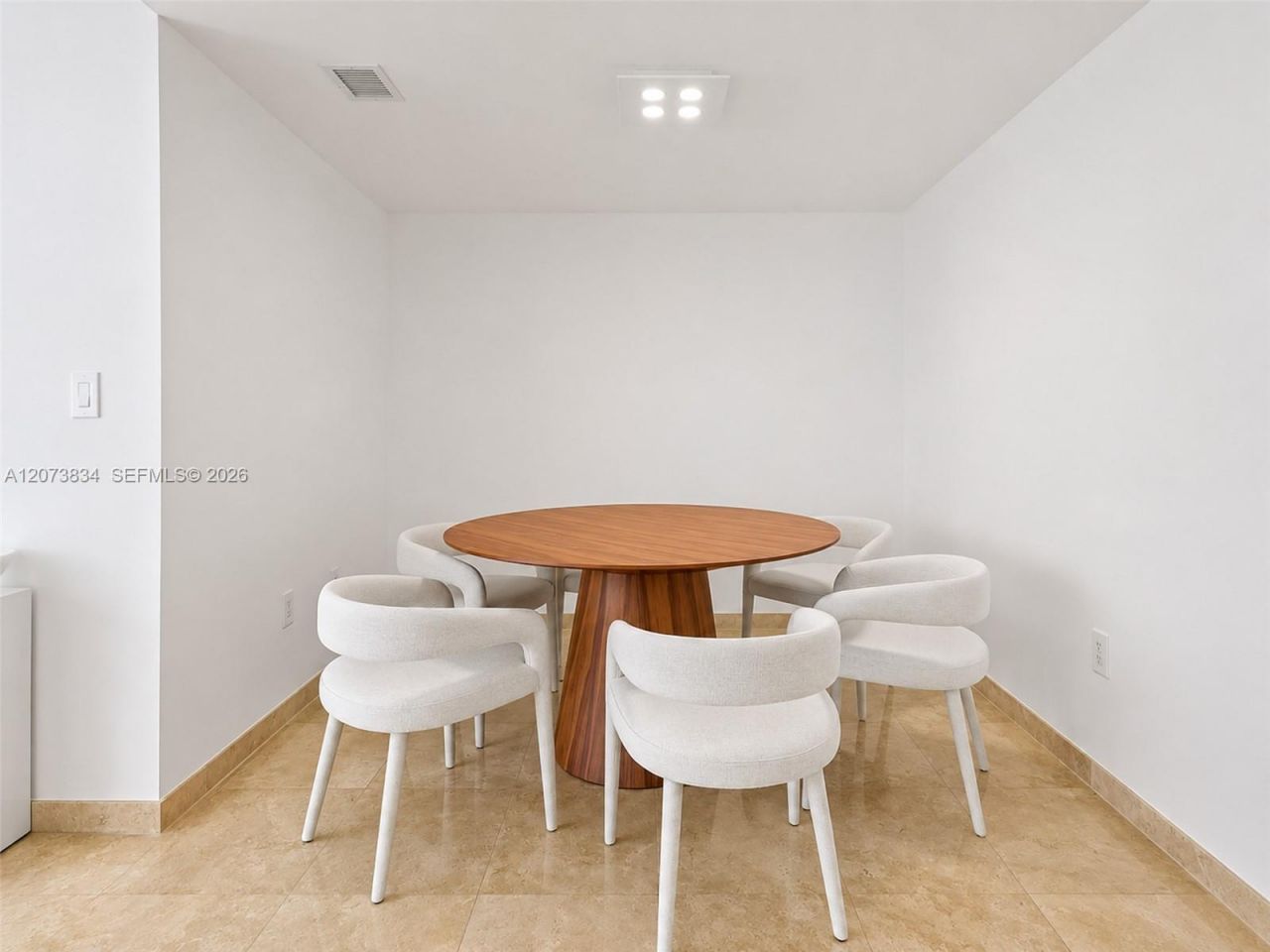 350 S Miami Ave , Unit 2304, Miami, FL 33130 Photo
