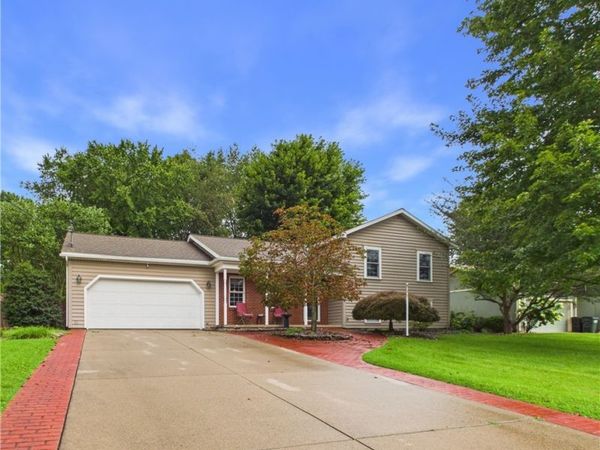 24 Maple Shade Drive, Marietta, OH 45750