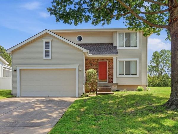 907 N 92nd Street, Kansas City, KS 66112