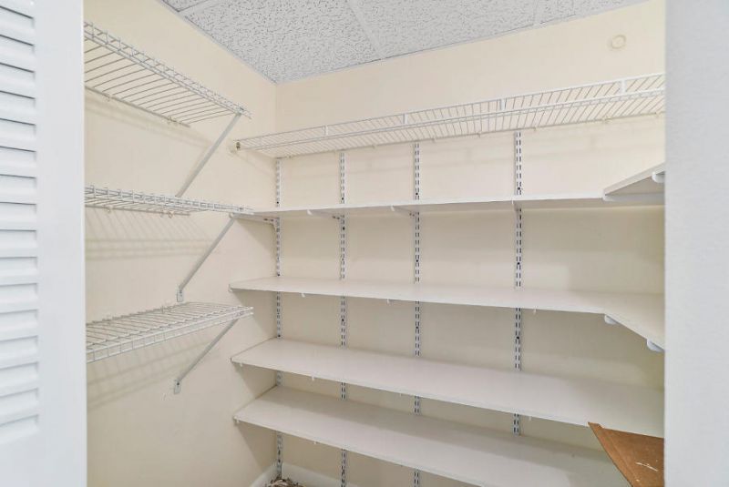 400 Village Green Circle W, Unit 102, Palm Springs, FL 33461 Photo