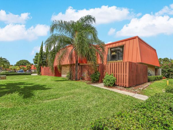 3358 Meridian Way N, Unit B, Palm Beach Gardens, FL 33410