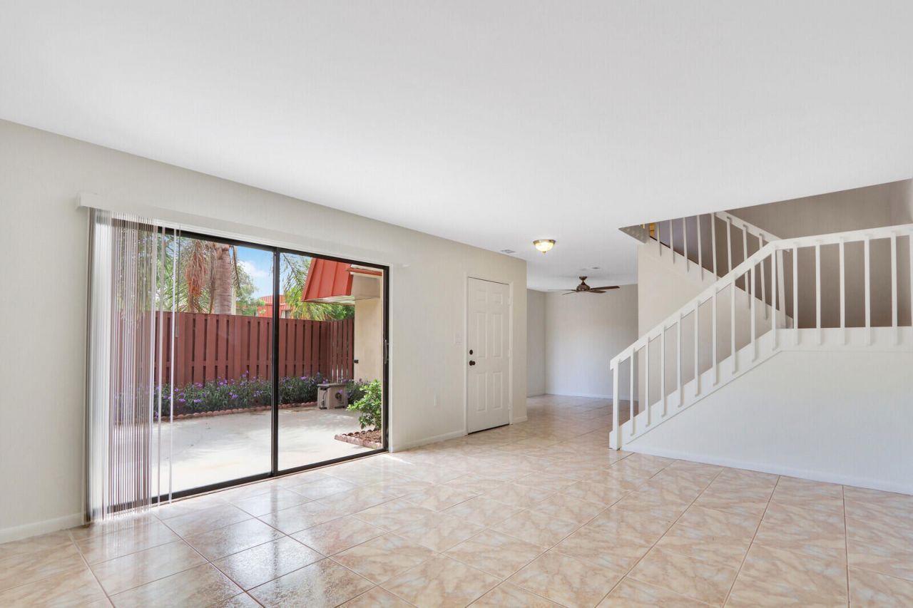 3358 Meridian Way N, Unit B, Palm Beach Gardens, FL 33410 Photo