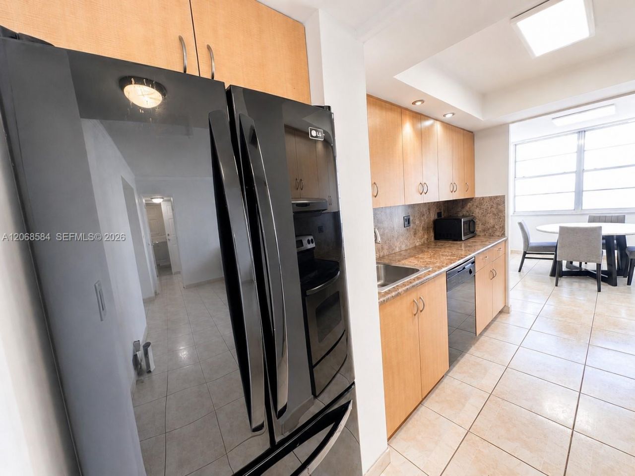 250 174th St, Unit 1615, Sunny Isles Beach, FL 33160 Photo