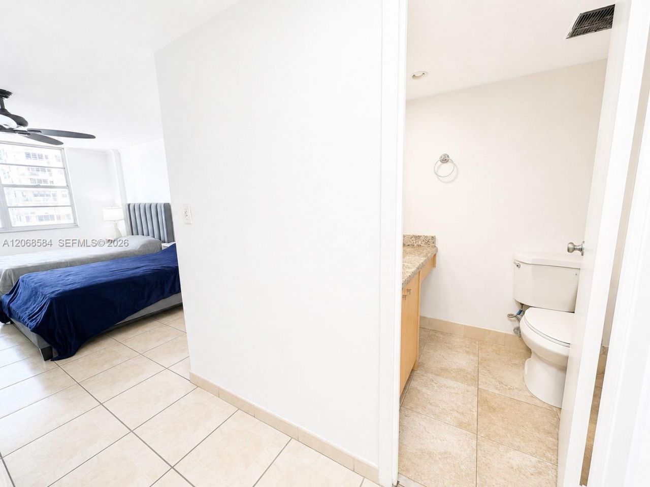 250 174th St, Unit 1615, Sunny Isles Beach, FL 33160 Photo