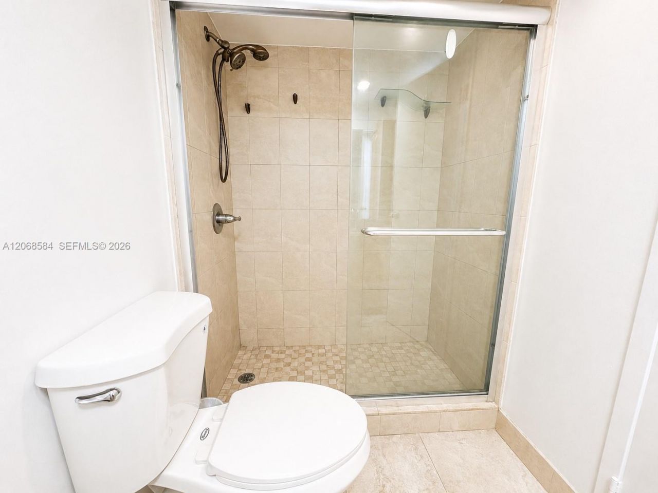 250 174th St, Unit 1615, Sunny Isles Beach, FL 33160 Photo
