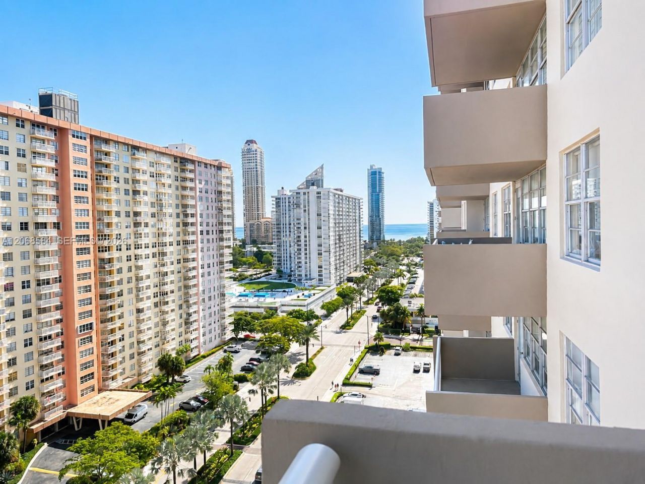 250 174th St, Unit 1615, Sunny Isles Beach, FL 33160 Photo