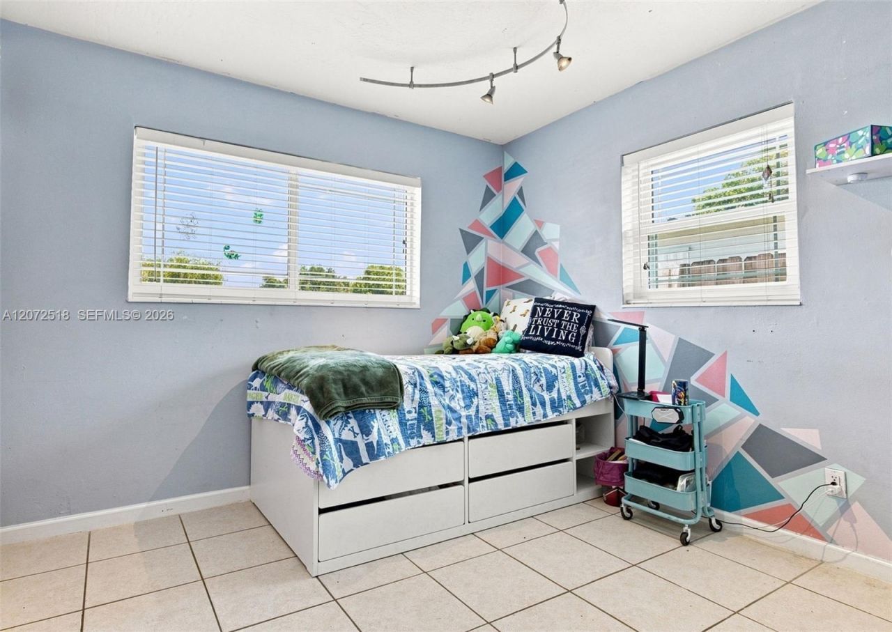7640 NW 8th St , Pembroke Pines, FL 33024 Photo
