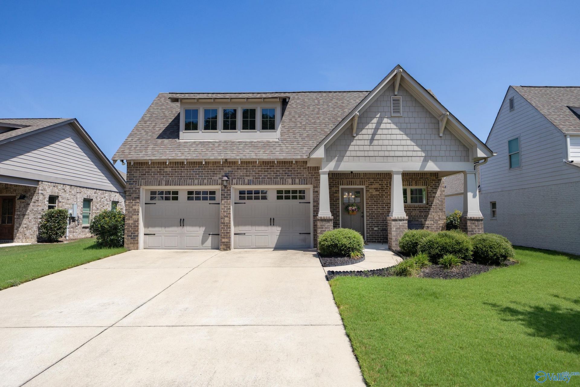 1365 Woodridge Place, Gardendale, AL 35071 Main Photo
