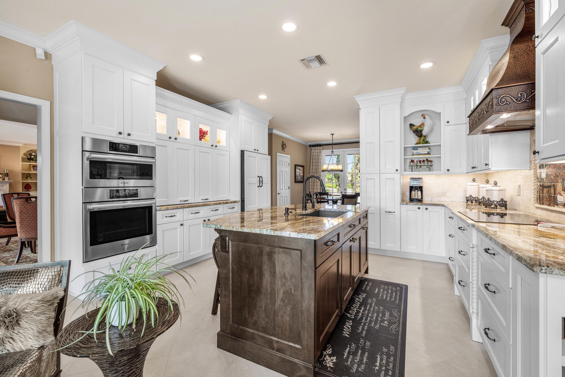 586 N Country Club Drive, Atlantis, FL 33462 Photo