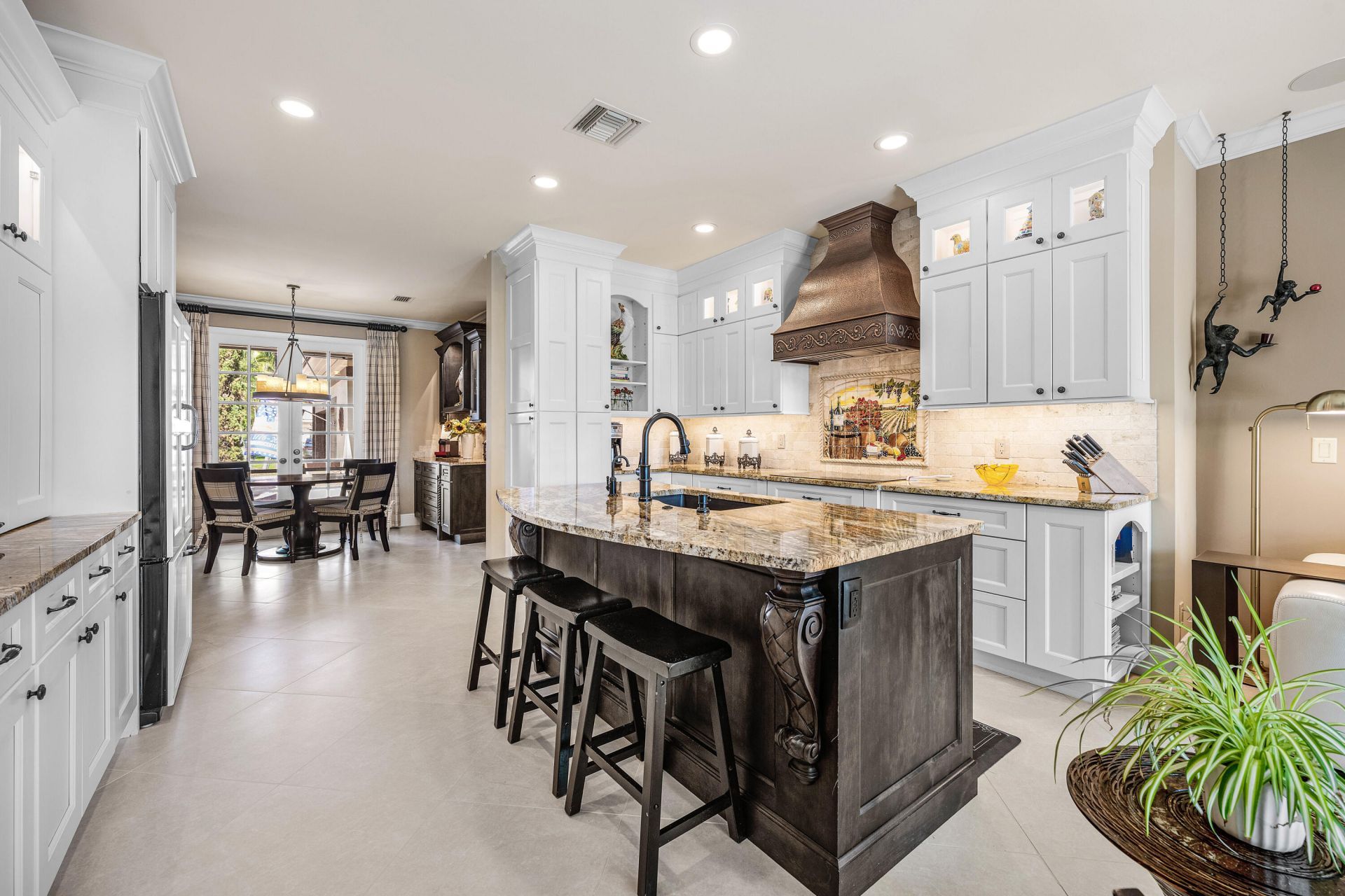 586 N Country Club Drive, Atlantis, FL 33462 Photo