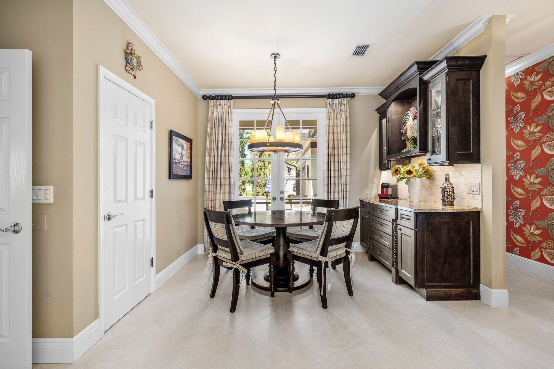 586 N Country Club Drive, Atlantis, FL 33462 Photo