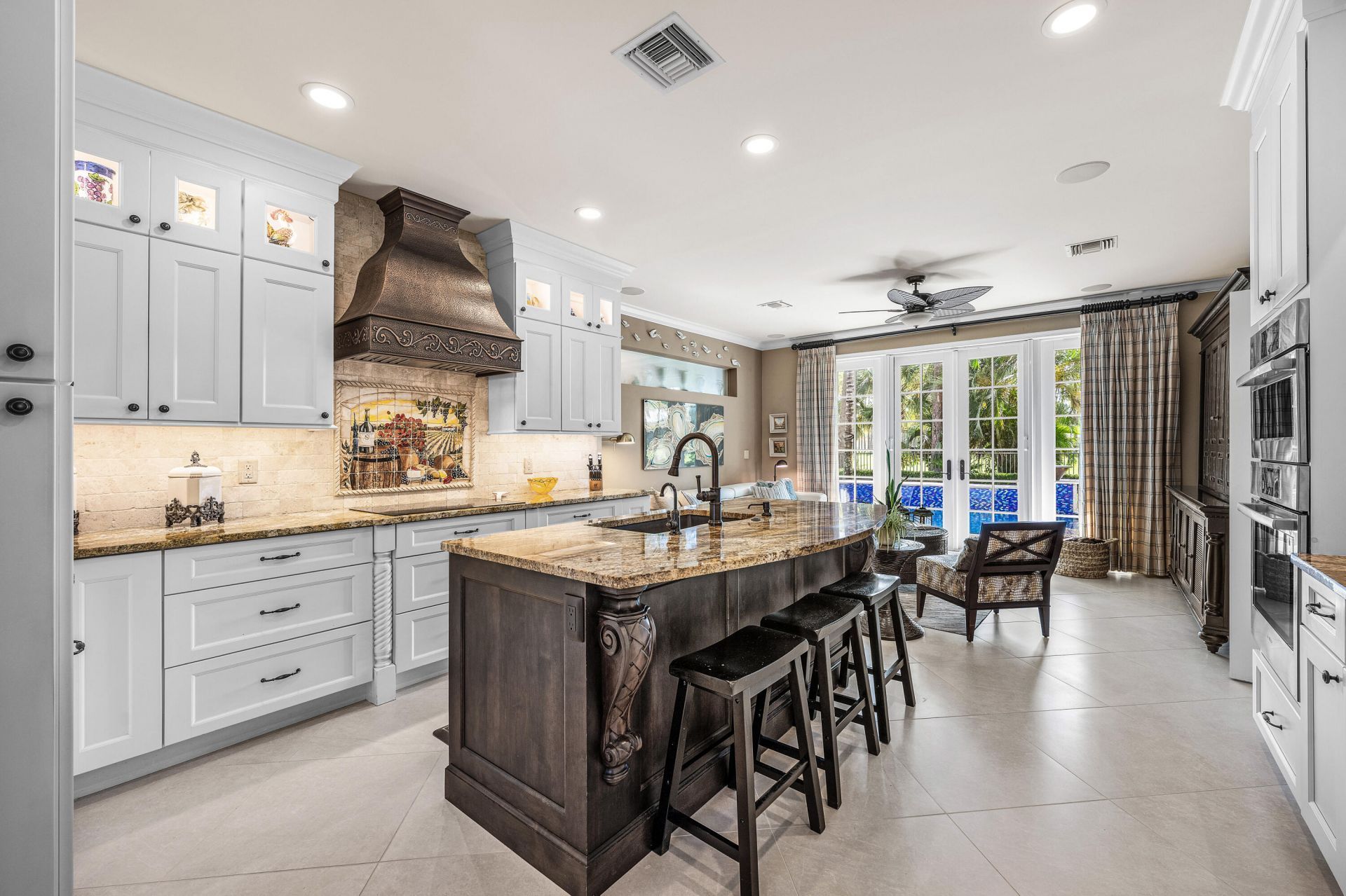 586 N Country Club Drive, Atlantis, FL 33462 Photo