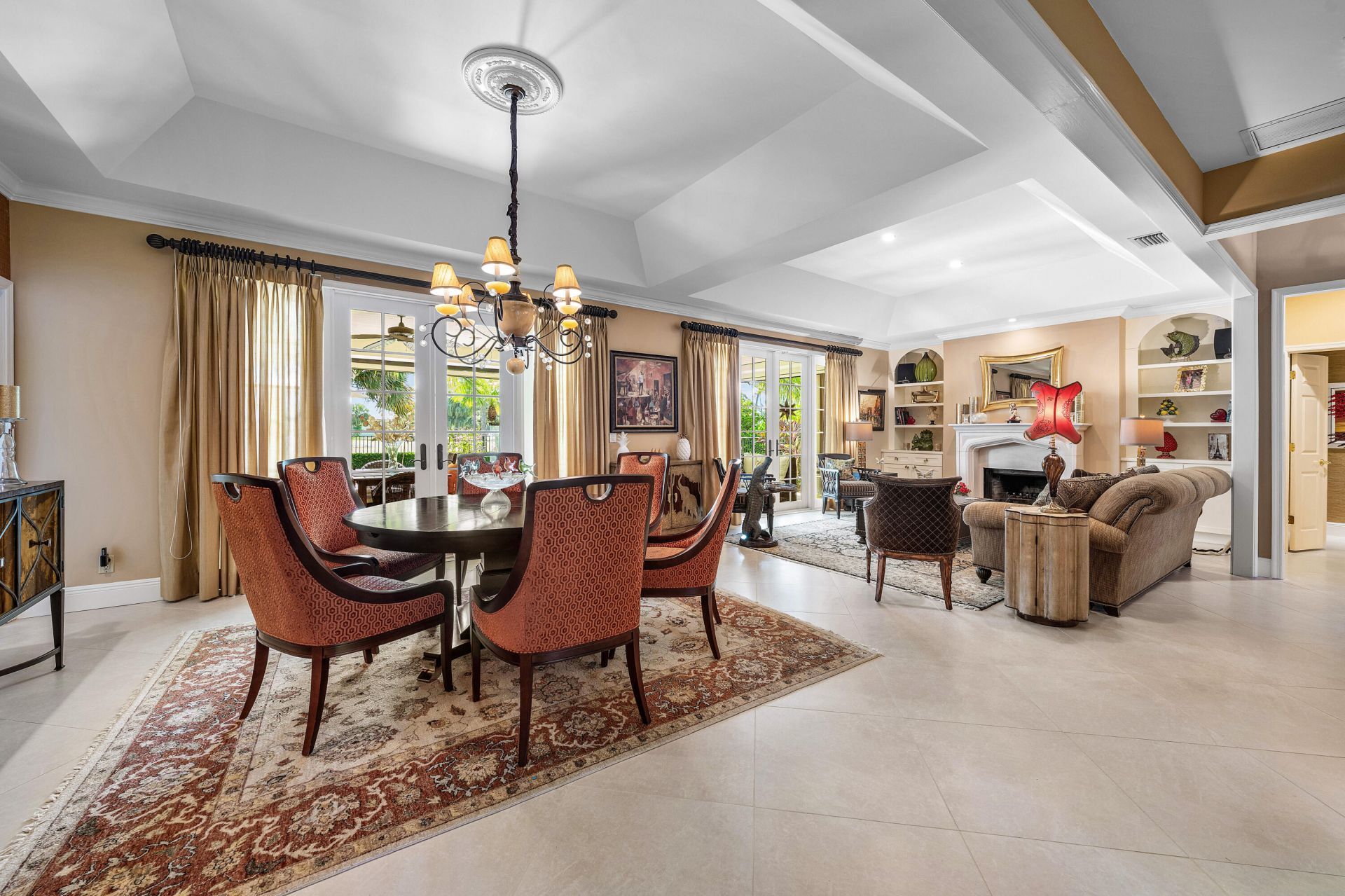 586 N Country Club Drive, Atlantis, FL 33462 Photo
