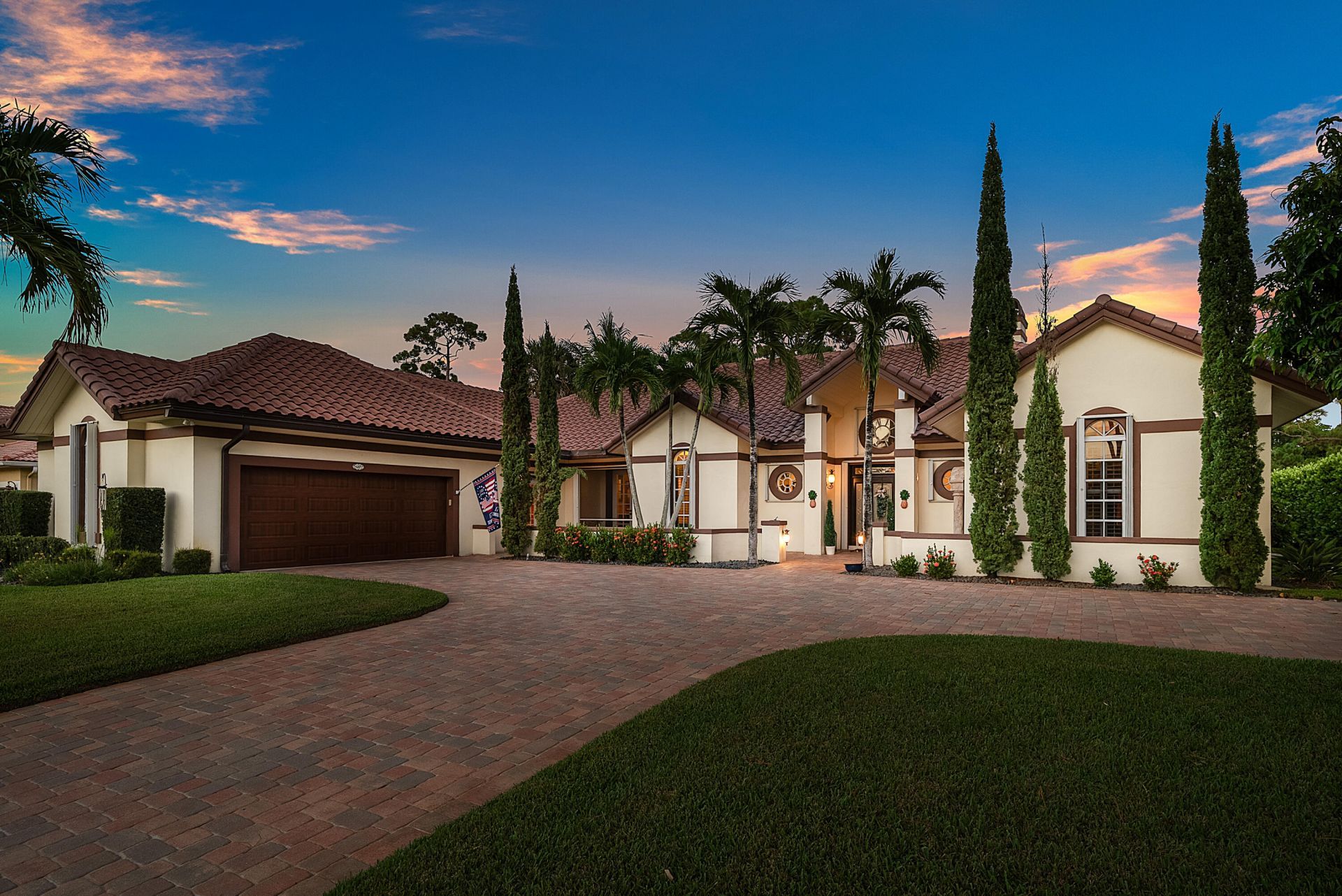 586 N Country Club Drive, Atlantis, FL 33462 Photo