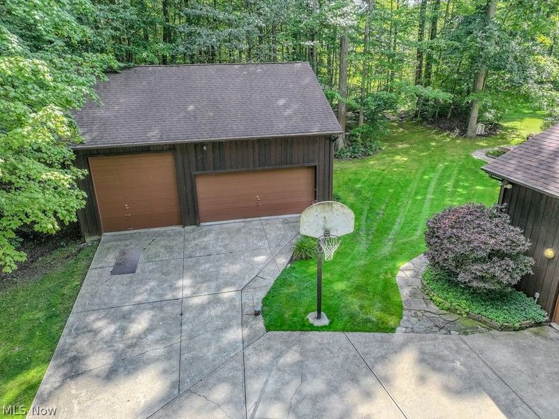 9731 Riverwood Lane, Auburn, OH 44023 Photo 29