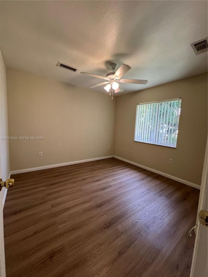 3520 NW 213th Ter , Miami Gardens, FL 33056 Photo